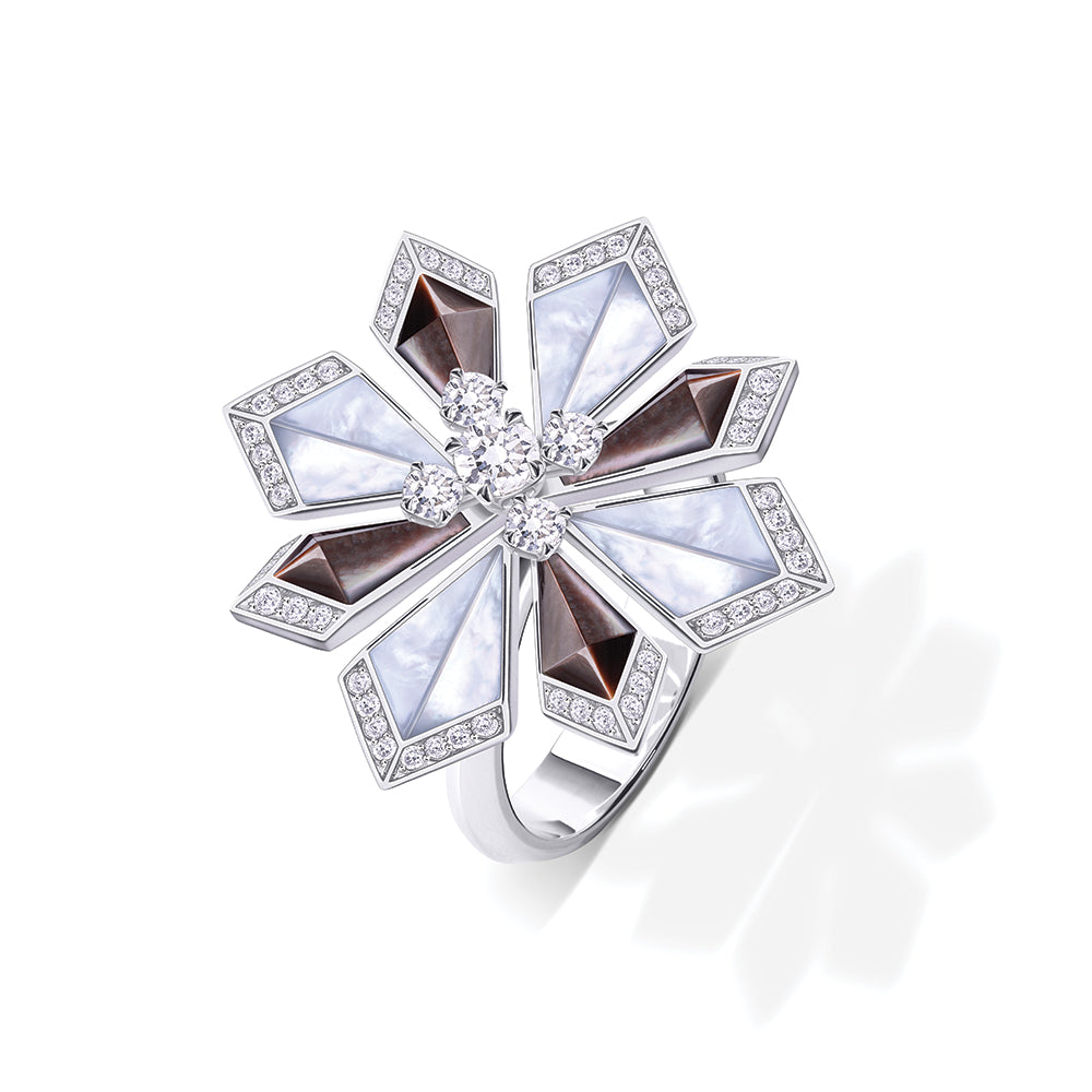 Desert Rose White Gold Large Ring