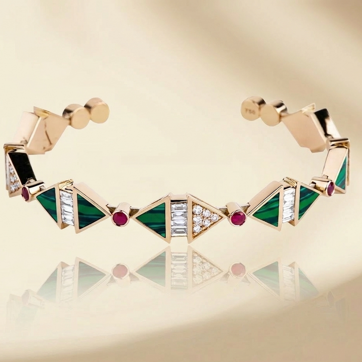 Infinite Colors Yellow Gold Bangle