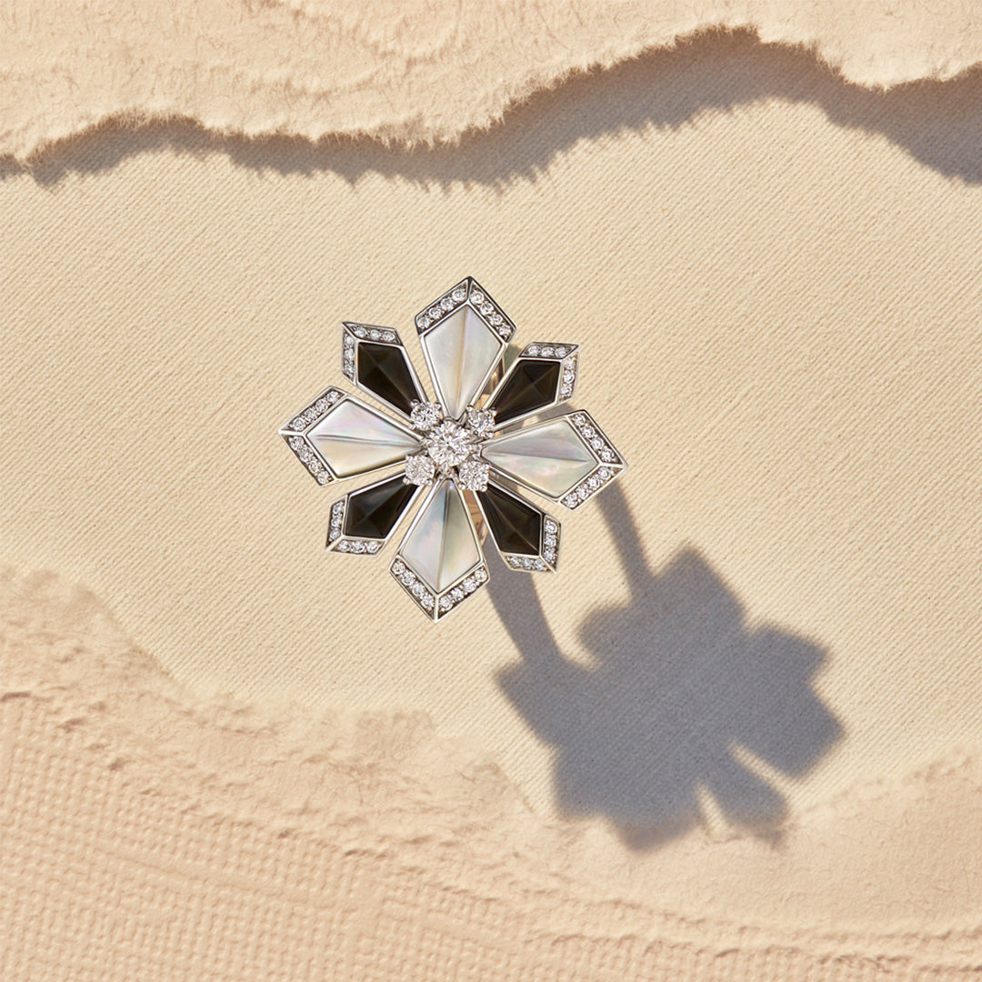 Desert Rose White Gold Large Ring