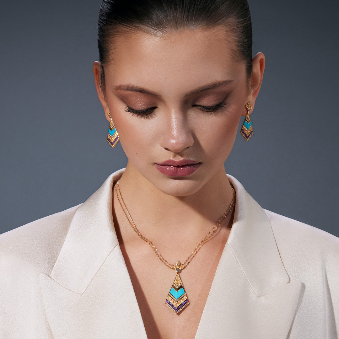 Golden Petals Yellow Gold Turquoise Necklace