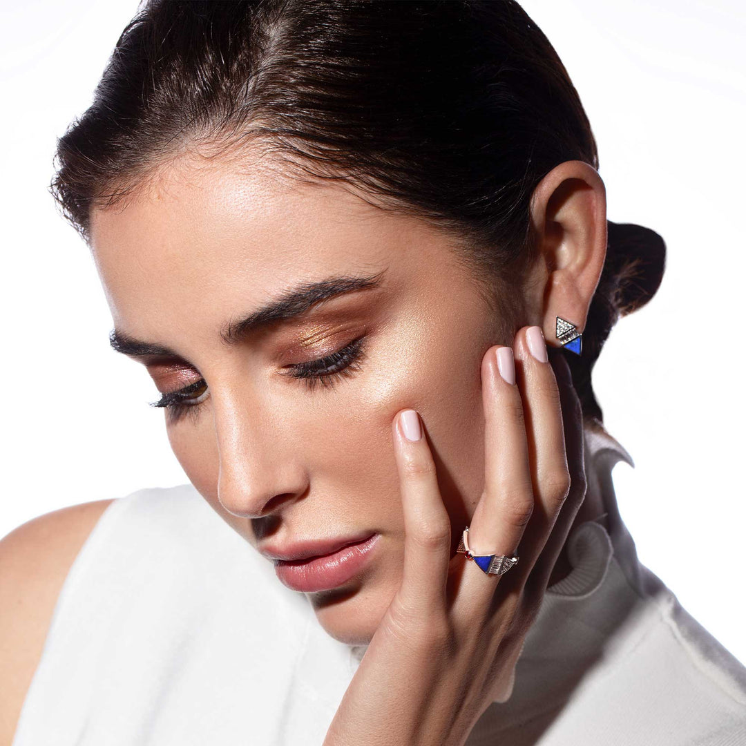 Infinite Stud White Gold Earring